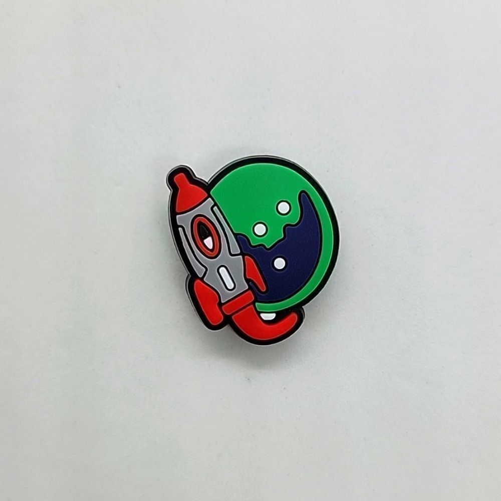🎈5/$10🎈 PATCHES..CROC CHARMS.. rocket.. planet..